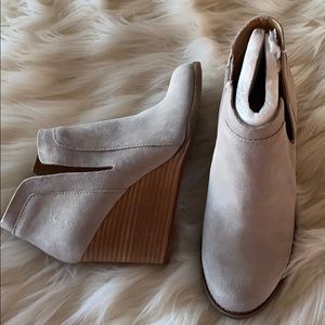 Lucky Brand  Yabba booties